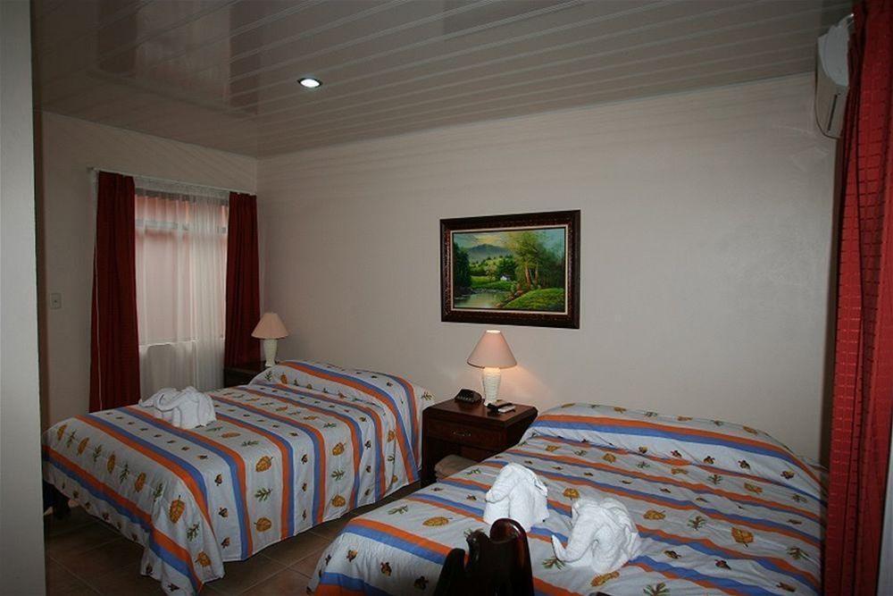 Hotel La Choza Inn La Fortuna Kültér fotó